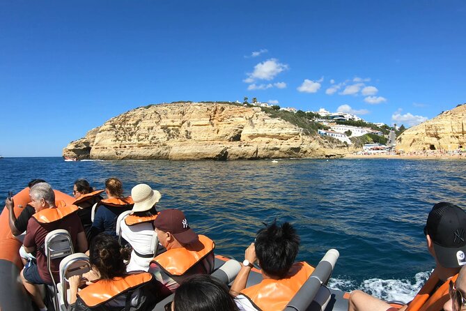 Boat trip to the caves of Benagil - The Crew Makes the Difference