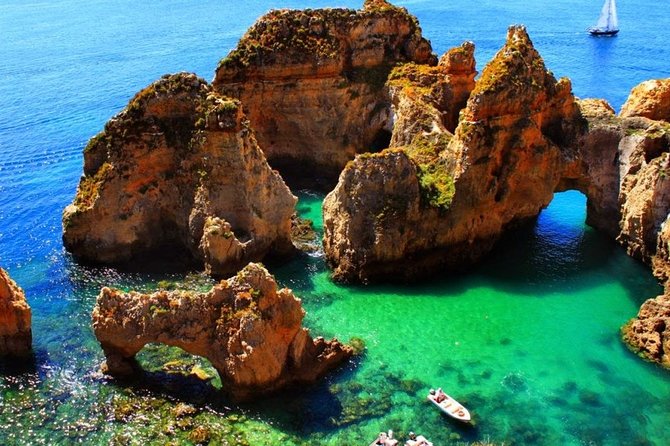 Boat trip to the grottos at Ponta da Piedade, Lagos - Setting out from Lagos for Ponta da Piedade