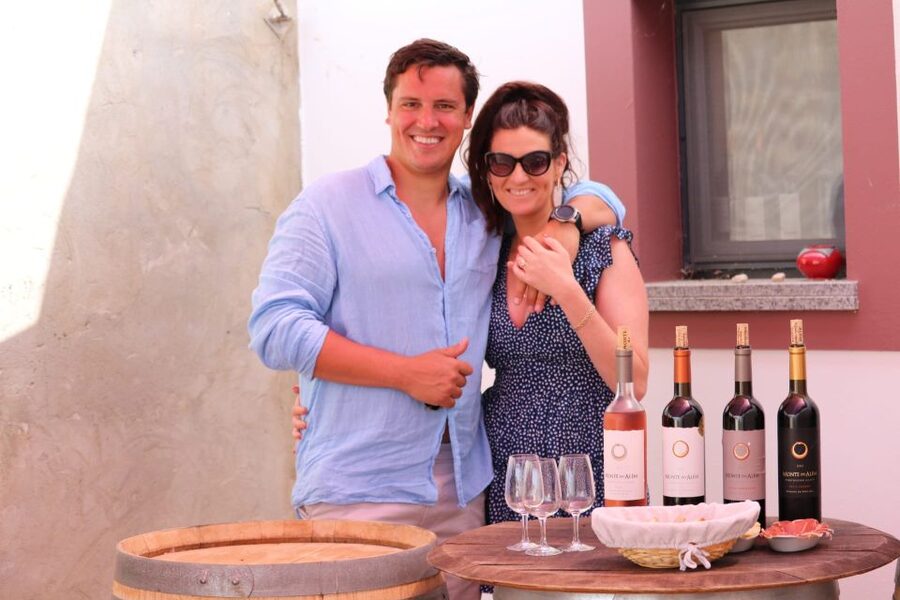 Carvoeiro/Portimão/Alvor: Wine Tour w/ Tasting, Tapas, Music - Why the food pairings matter