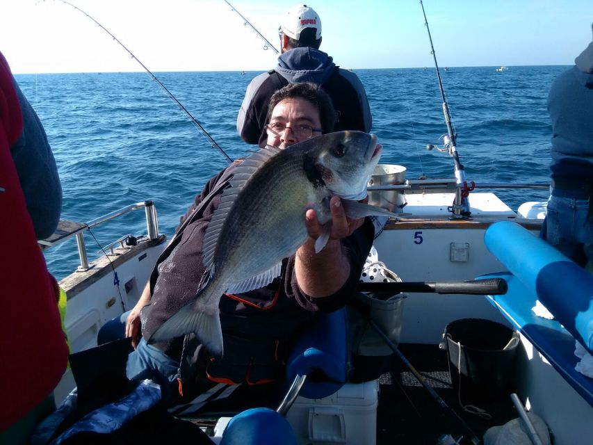 Cascais Deep-Sea Fishing Trip - Drinks, snacks, and the feel on board