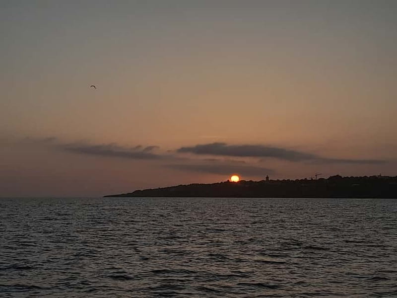 Cascais: Sunset Boat Trip with Welcome Drinks - Heading past Boca do Inferno and Costa da Guia