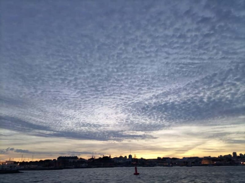 Cascais: Sunset Boat Trip with Welcome Drinks - How much value do you get for $44?