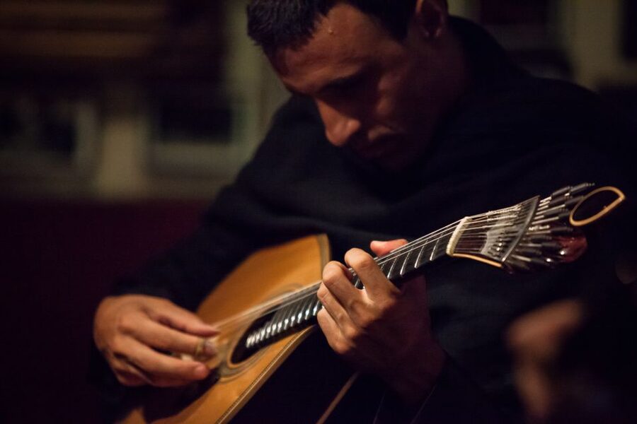 Coimbra: Live Fado Show with Glass of Port Wine - Entering Casa Fado ao Centro