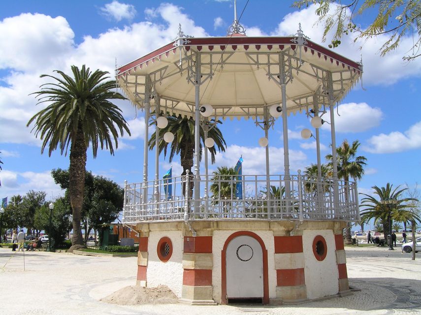 Cultural Faro 90-Minute Segway Tour - Streets, markets, and sharing space with traffic