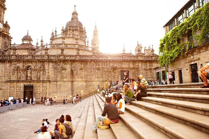 Day Trip from Porto to Santiago de Compostela and Valença - The cathedral, queues, and the limits of free time