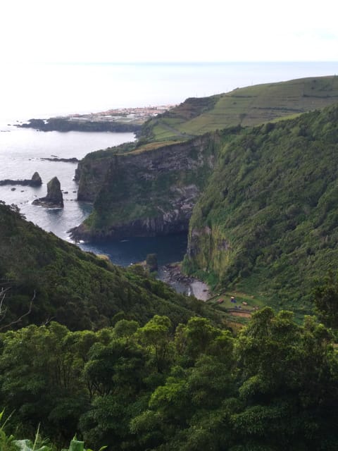 Discover Flores – Full-Day Tour | Island of Your Dreams - The walk to Poço do Ribeiro do Ferreiro
