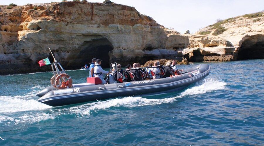 Dolphins Watching - Portimão - What the long-tail boat adds