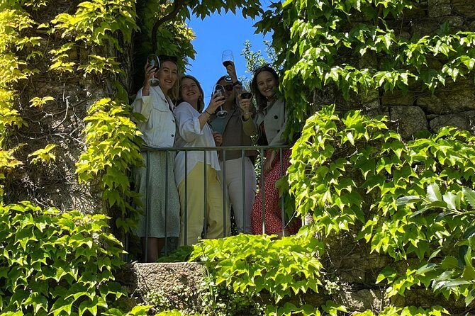 Douro Valley Tour - 3 Wine tastings, Lunch & river Cruise - The minivan route includes photo stops
