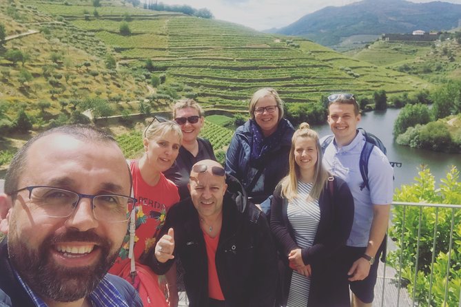 Douro Valley Tour: Wine Tasting, Cruise and Lunch from Porto - Why this Douro Valley tour works well from Porto