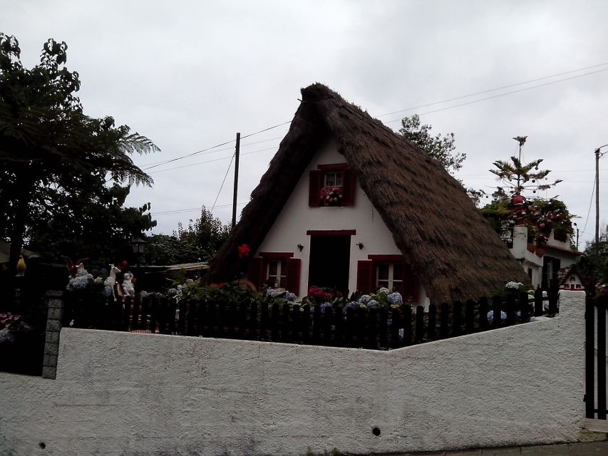 Eastern Madeira: Full-Day Tour with Rum Tasting - Machico and the road to Ponta do Rosto