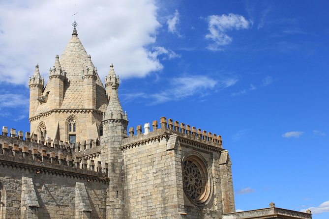 Évora and Monsaraz with Regional Wine Tasting from Lisbon - Almendres Cromlech and the long-road tradeoff