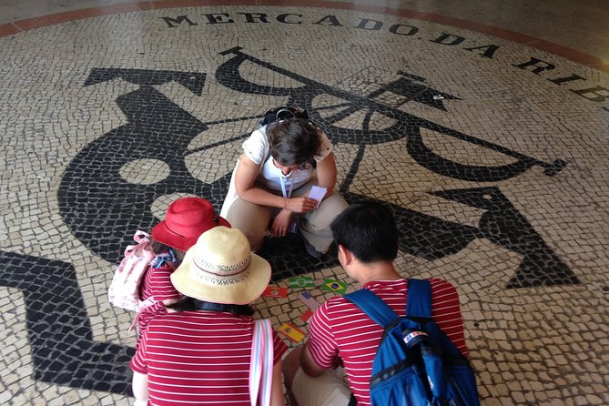 Family Tour: Essential Lisbon - Bairro Alto turns into a scavenger hunt