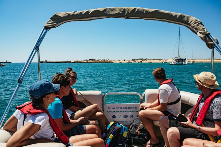Faro: Deserta Island and Farol Island Catamaran Boat Trip - Deserta Island: Short, Quiet, and Beautiful
