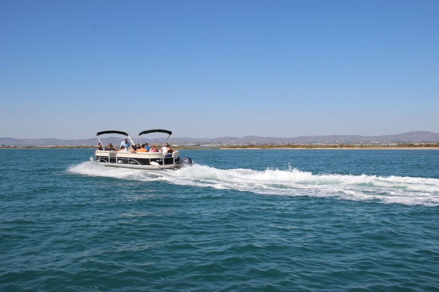 Faro: Ria Formosa Lagoon Small Boat Tour with Local Guide - Key points at a glance