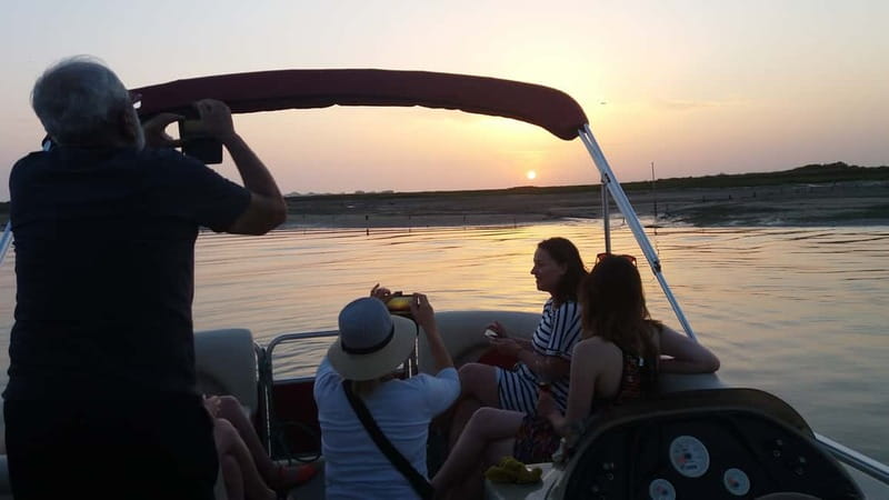 Faro: Sunset 1 hour Ria Formosa Boat Tour - A possible island or Faro peninsula stop
