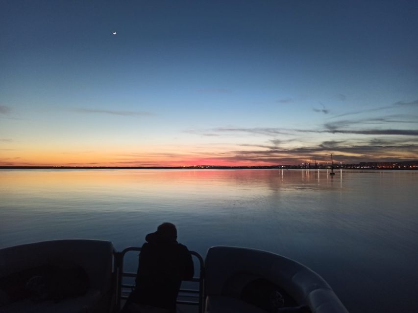 Faro: Sunset 1 hour Ria Formosa Boat Tour - What the $28 price gives you