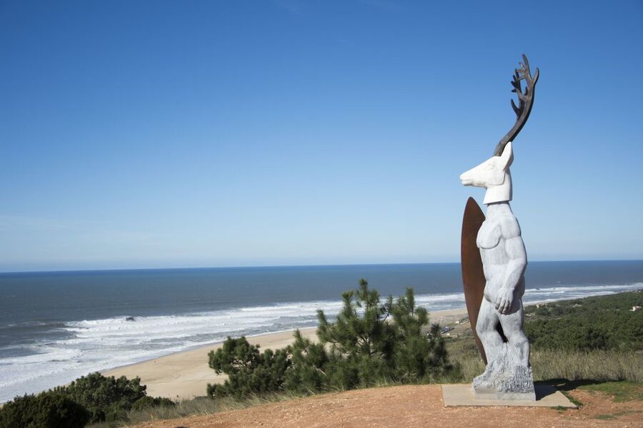 Fátima, Nazaré, and Óbidos: Small Group Tour From Lisbon - Who should book this tour?
