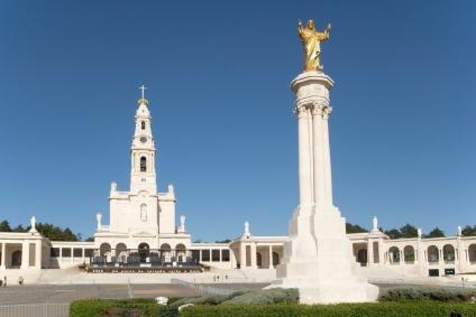 Fátima, Nazaré, and Óbidos: Small Group Tour From Lisbon - Why this day trip works from Lisbon