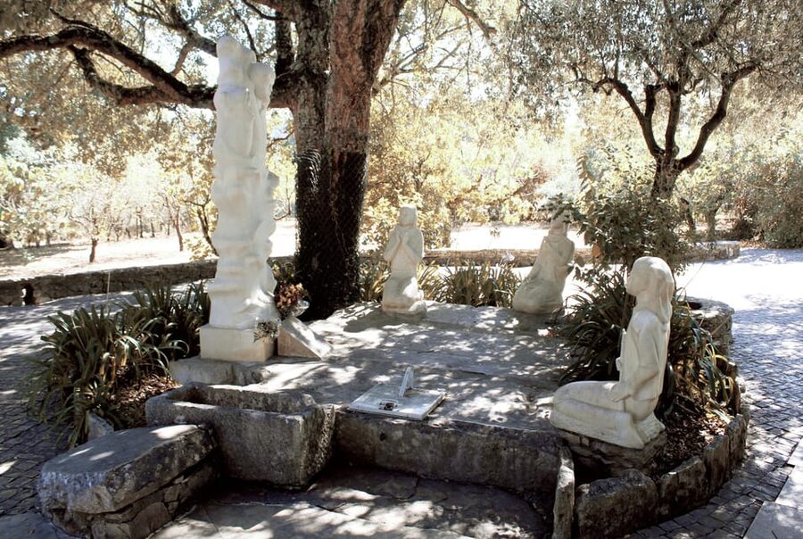 Fátima: Sanctuary and Aljustrel Village, Private Guided Tour - The Chapel of the Apparitions
