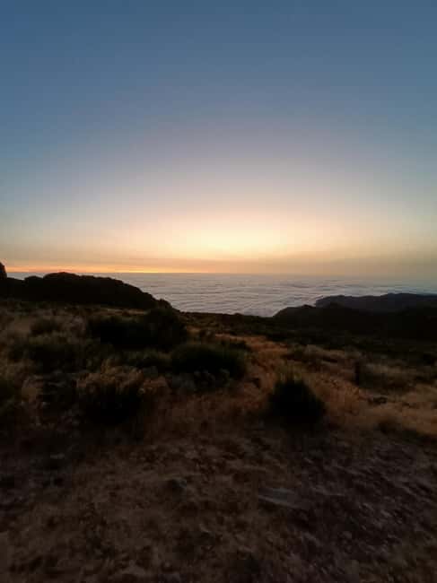 From 0 to 1818 meters to Pico do Arieiro Sunrise - What to pack for a dawn at 1,818 meters