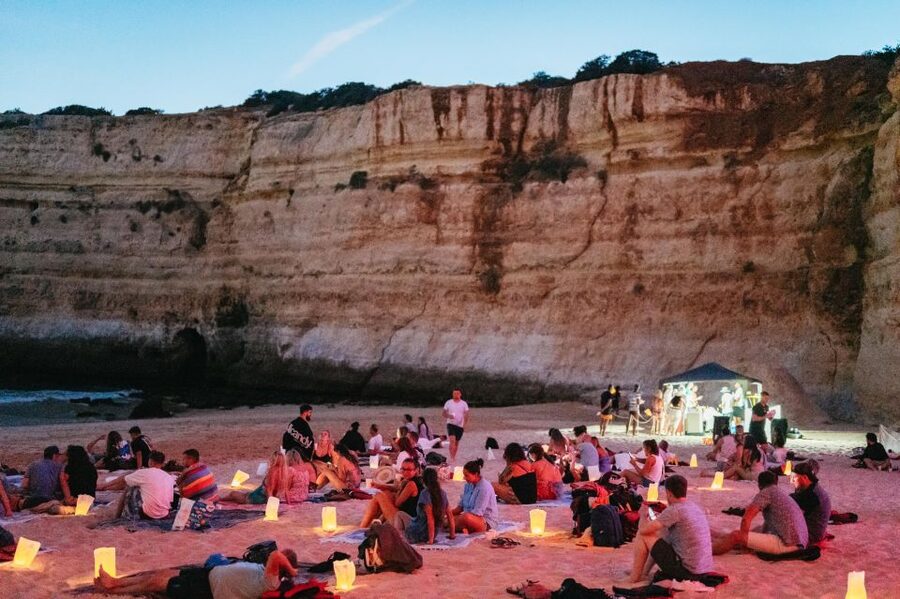 From Albufeira: Sunset Cruise and Beach BBQ with Open Bar - Coastal views near São Rafael