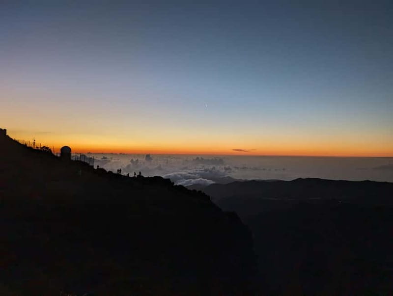 From Funchal: Pico Arieiro Sunrise with Optional Breakfast - When the sunrise moves to another viewpoint