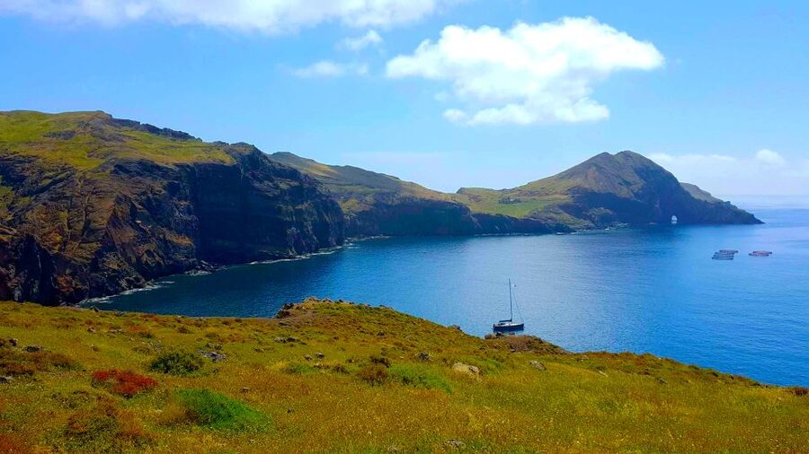 From Funchal: Ponta de São Lourenço/Caniçal Full-Day Hike - Why Ponta de São Lourenço feels like another Madeira