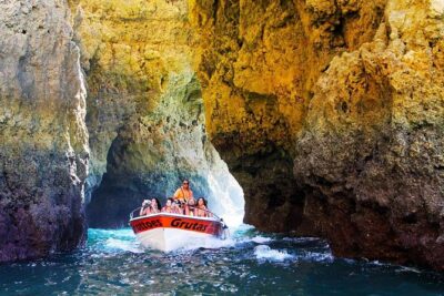 Ponta da Piedade Caves Boat Tour