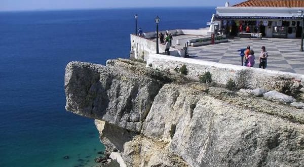From Lisbon: Fátima, Batalha, Nazaré and Óbidos Day Tour - Fátima: plan your hour before the coach arrives