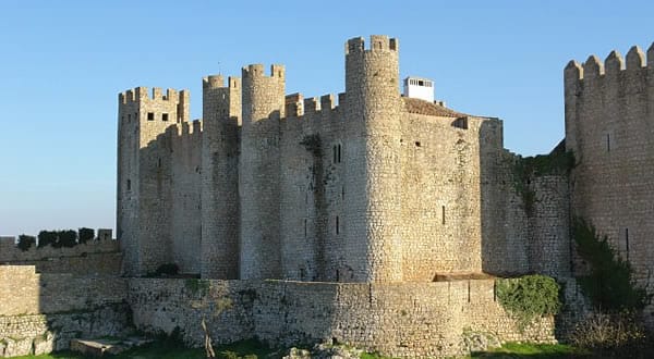 From Lisbon: Fátima, Batalha, Nazaré and Óbidos Day Tour - Food, clothing, and practical preparation