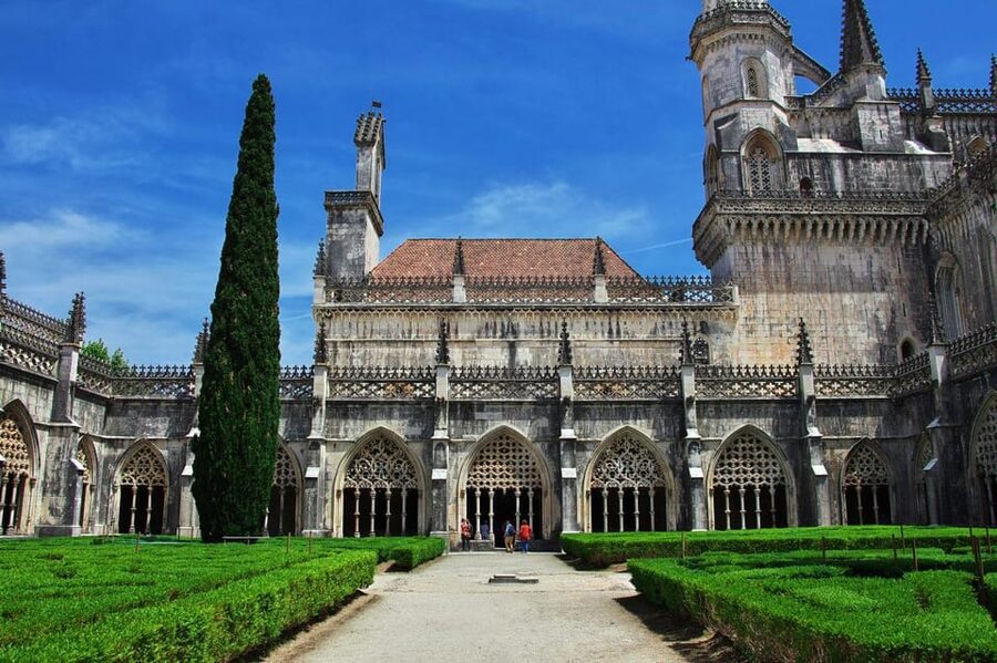 From Lisbon: Fatima, Batalha, Nazare, Obidos - Small Group - Óbidos and the final taste of medieval Portugal