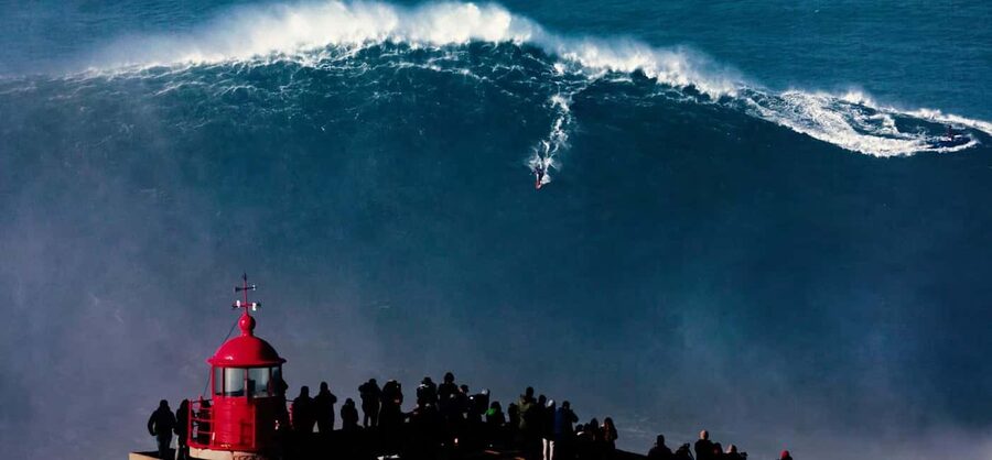 From Lisbon: Nazare Big Waves and Óbidos Guide Day Trip - Why Nazaré makes a strong first stop