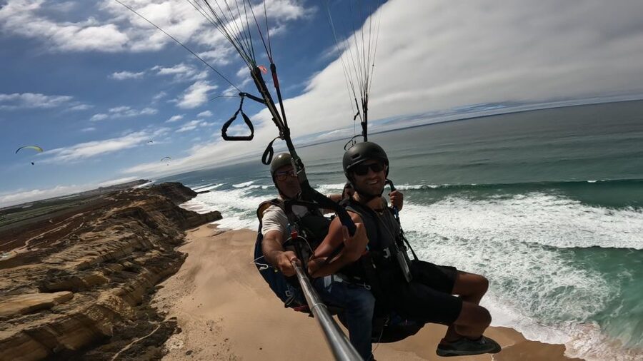From Lisbon: Paragliding Tandem Flight - Twenty minutes above the Portuguese coast