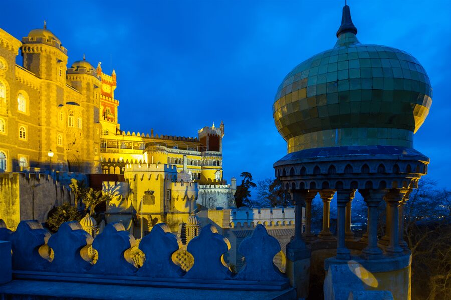 From Lisbon: Pena Palace, Regaleira, Sintra & Cascais Tour - Meeting in Lisbon and driving toward Sintra