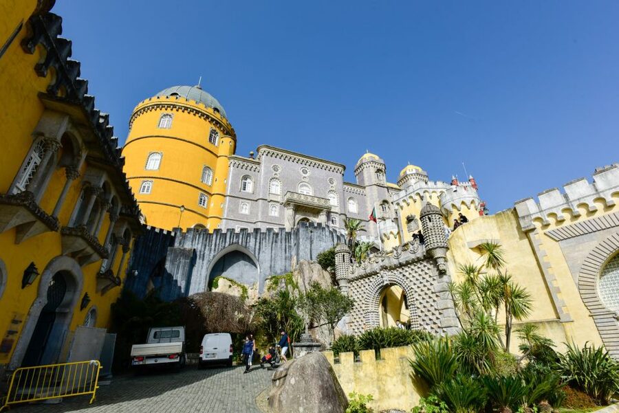 From Lisbon: Sintra and Cascais Full-Day Private Tour - Sintra’s romantic setting and old town