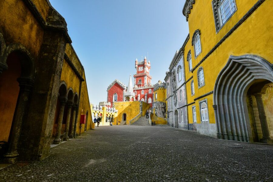 From Lisbon: Sintra and Cascais Full-Day Private Tour - Quinta da Regaleira and the choices you must make