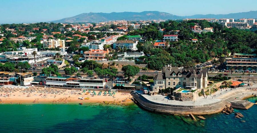From Lisbon: Sintra and Cascais Natural Park Private Tour - Sintra Village: a short break with room to choose