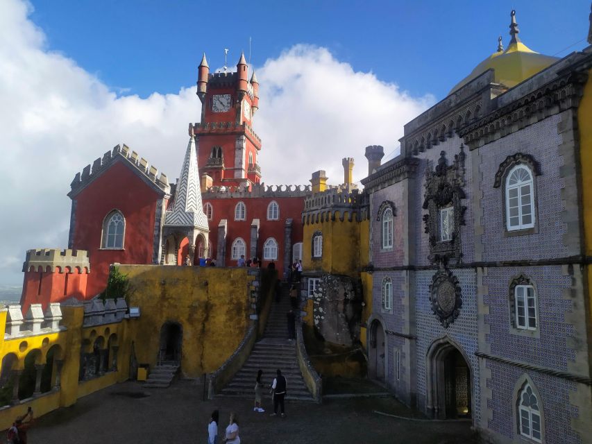 From Lisbon: Sintra and Cascais Natural Park Private Tour - The 45-minute ride from Lisbon