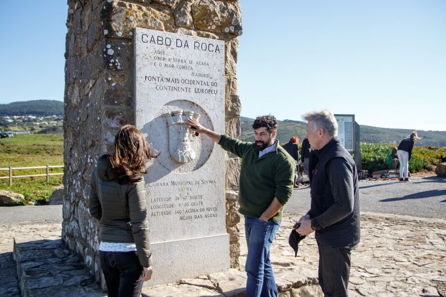From Lisbon: Sintra, Cascais and Estoril Full-Day Tour - Cascais: time for lunch and a seaside stroll