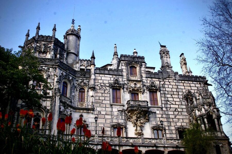 From Lisbon: Sintra, Cascais and Estoril Full-Day Tour - Guides make the biggest difference