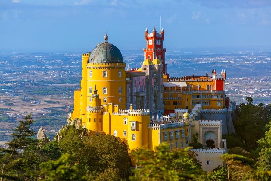 From Lisbon: Sintra, Pena Palace and Regaleira Day Trip - The 40-minute ride into Sintra