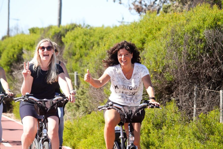 From Lisbon: Sintra to Cascais Full-Day Guided E-Bike Tour - Sintra’s palaces, from the National Palace to Quinta da Regaleira