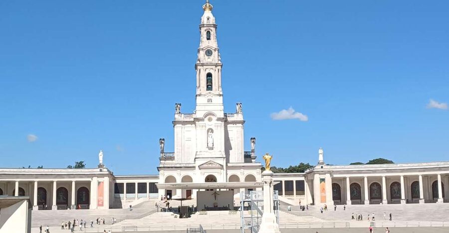 From Lisbon: Small Group Fátima & Little Shepherds Town Tour - Key points to know before booking