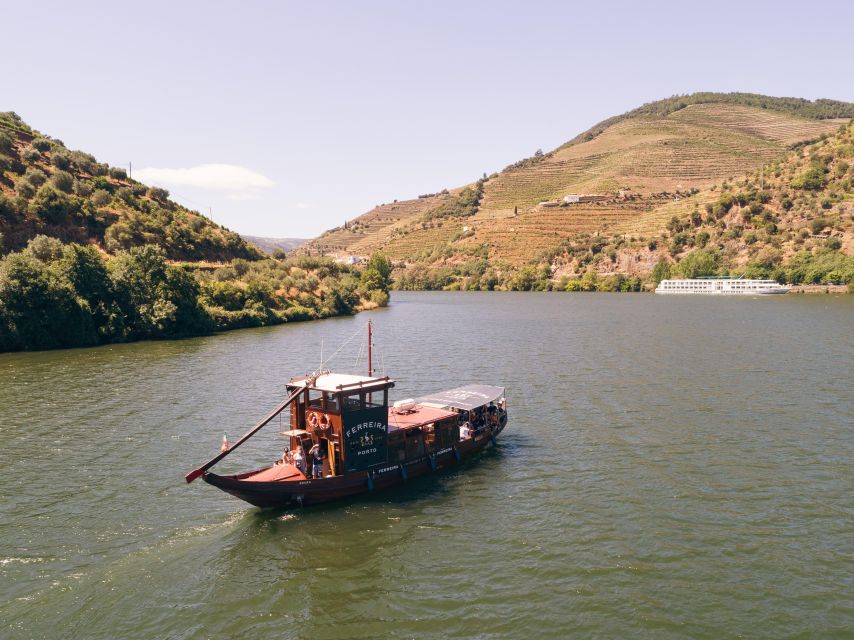 From Pinhão: Douro Valley Rabelo Boat Tour with Audio Guide - Key points to know