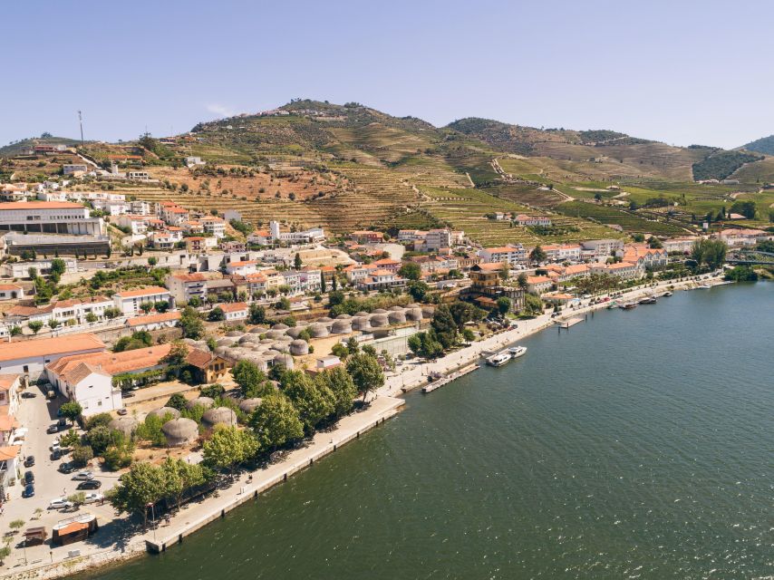 From Pinhão: Douro Valley Rabelo Boat Tour with Audio Guide - Romaneira and the quiet middle of the cruise