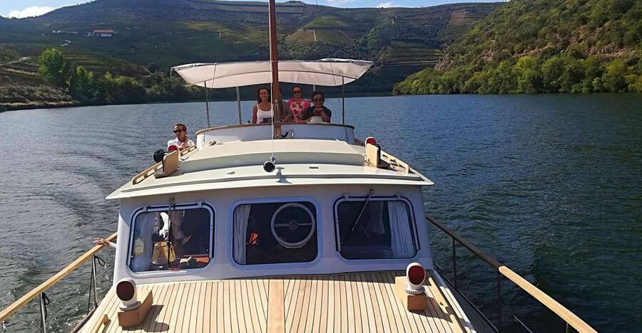 From Pinhão: Private Yacht Cruise along the Douro River - Setting Out from Ânima Durius in Pinhão
