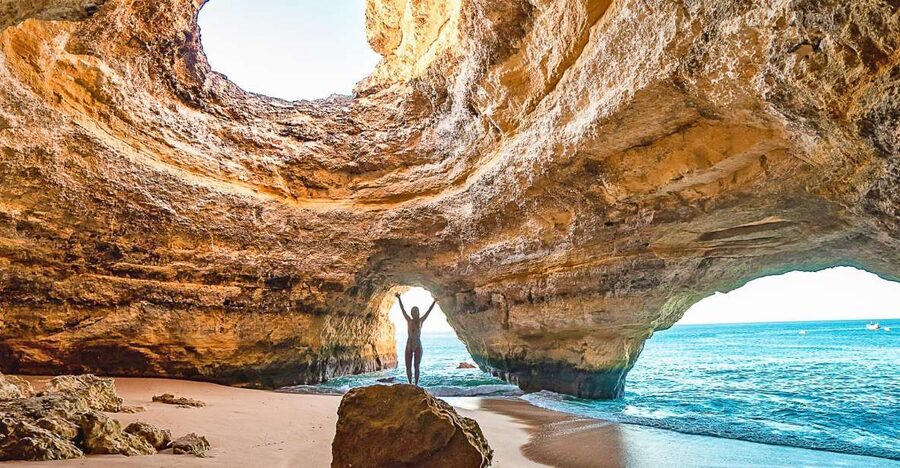 From Portimão: Benagil Sea Caves Boat Tour at Sunrise - What the boat ride feels like