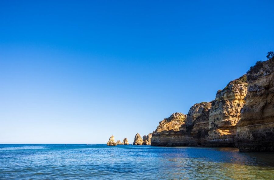 From Portimão: Benagil Sea Caves Boat Tour at Sunrise - Who should book this sunrise tour?