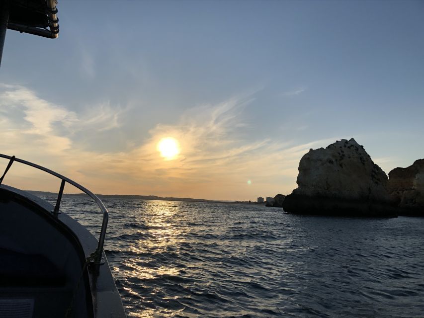 From Portimão: Sunset Boat Trip with Wine - What the two-hour schedule feels like