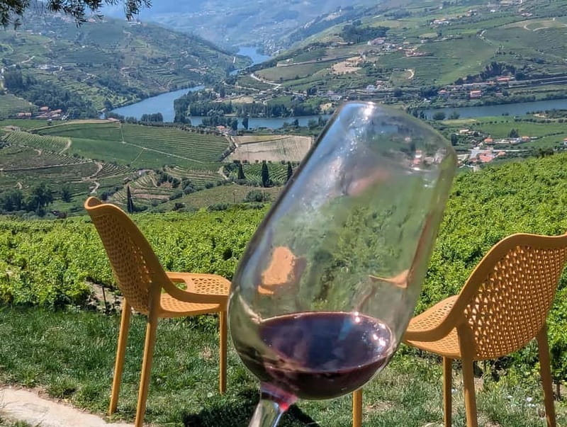 From Porto: 2 Wine Regions, Farm-to-Table Lunch & Boat - FAQ